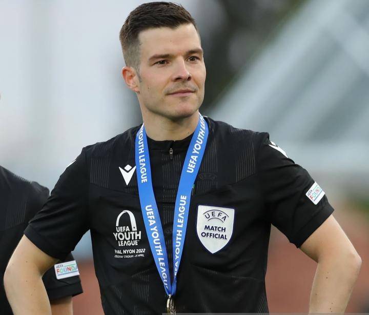 赛地聚焦——德甲加时末段热度飙升，瓦伦西亚主帅复盘，球迷炸锅，赛程密集仍需轮换的简单介绍