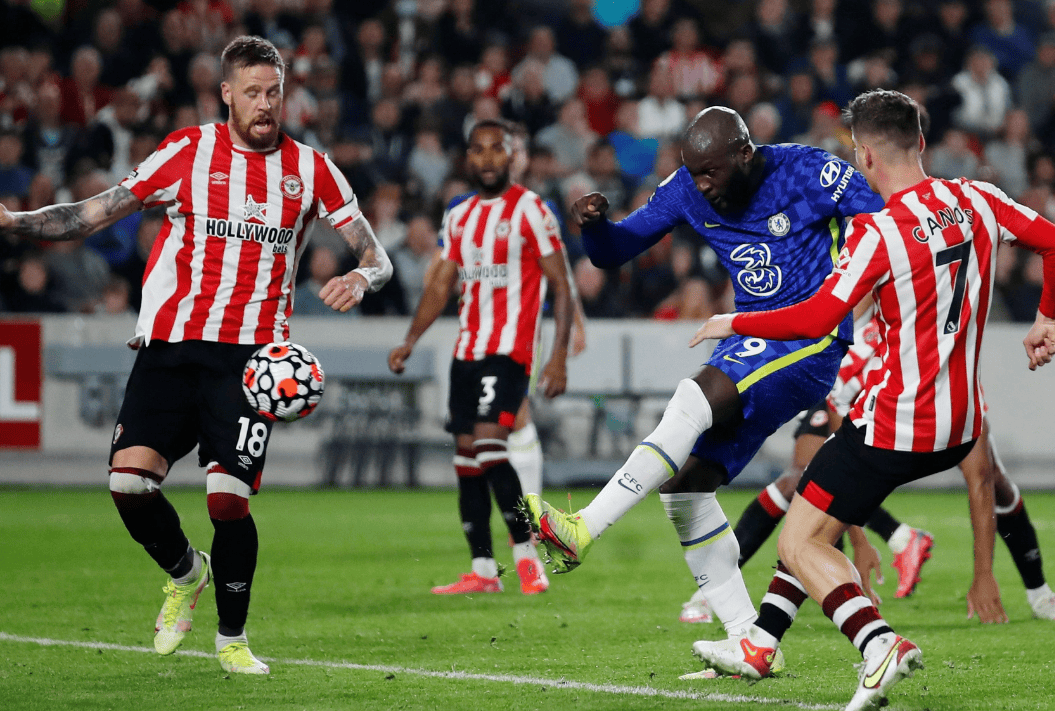 加时末段体能课后；毕尔巴鄂竞技战术微调备战足总杯；气氛紧张；纪律约束更严格 