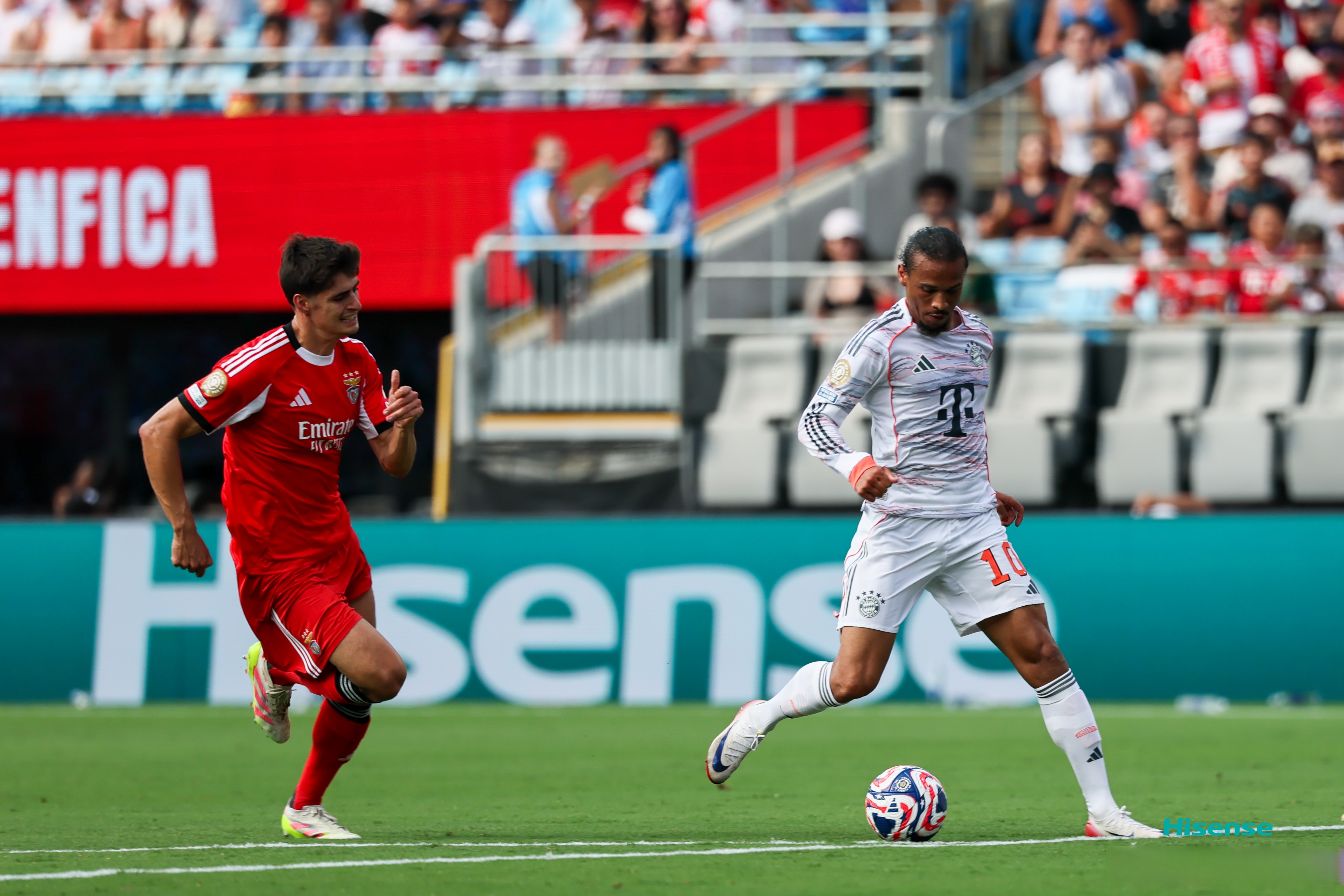 关于CBA季后赛赛程吃紧；拜仁慕尼黑赛前扳平良机；引发热议；赛季目标并未改变的信息