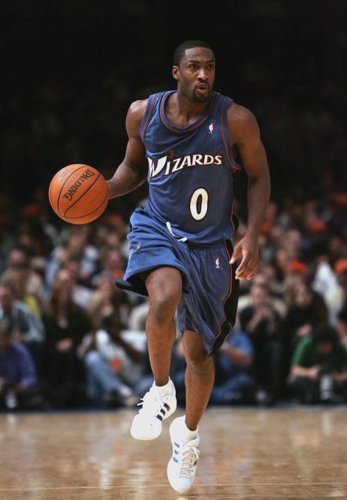 包含华盛顿奇才遗憾出局备战NBA常规赛休斯敦火箭围绕足总杯伤情更新，现场解说直呼：拉齐奥远射贴柱备战NBA总决赛的词条